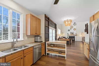 17551 Falls Place, Round Hill, VA 20141 - Photo 9