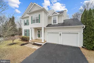 17551 Falls Pl, Round Hill, VA 20141 - Photo 1