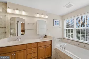 17551 Falls Pl, Round Hill, VA 20141 - Photo 27