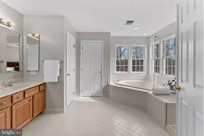 919 Rhonda Place SE, Leesburg, VA 20175 - Photo 37