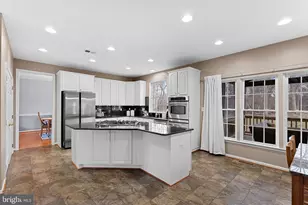 919 Rhonda Pl SE, Leesburg, VA 20175 - Photo 15