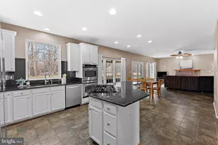 919 Rhonda Pl SE, Leesburg, VA 20175 - Photo 19