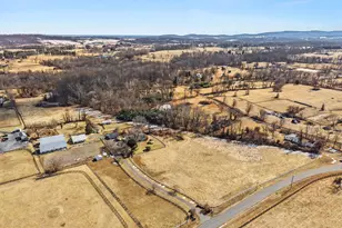 22244 Sam Fred Rd, Middleburg, VA 20117 - Photo 15