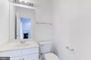 21896 Hawksbury, Broadlands, VA 20148 - Photo 7