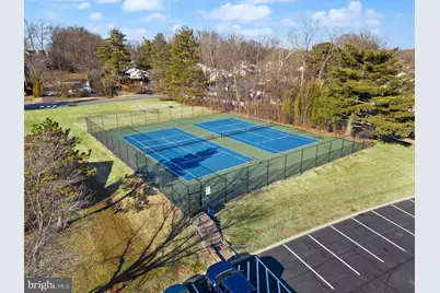 191 N Cottage Road, Sterling, VA 20164 - Photo 35