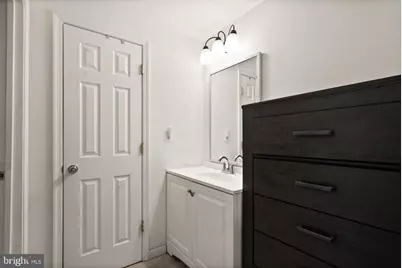 191 N Cottage Road, Sterling, VA 20164 - Photo 17