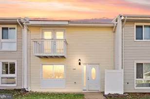 191 N Cottage Rd, Sterling, VA 20164 - Photo 1