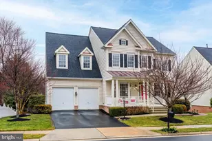 22876 Ashton Woods Dr, Brambleton, VA 20148 - Photo 81