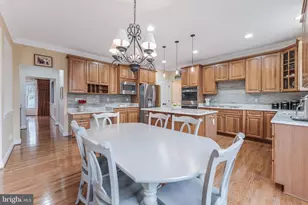 22876 Ashton Woods Dr, Brambleton, VA 20148 - Photo 23