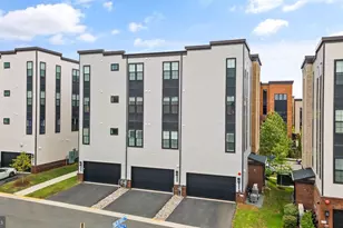 43443 Croson Ln, Ashburn, VA 20148 - Photo 49