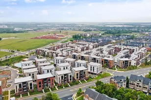 43443 Croson Ln, Ashburn, VA 20148 - Photo 57