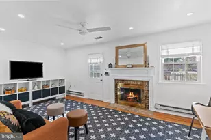 309 Rock Spring Dr SW, Leesburg, VA 20175 - Photo 9