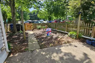 309 Rock Spring Dr SW, Leesburg, VA 20175 - Photo 13