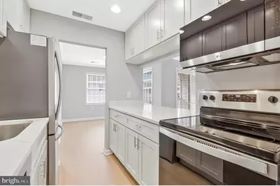 119 Westwick Court #6, Sterling, VA 20165 - Photo 5