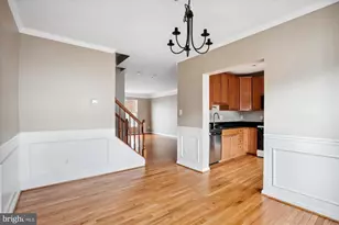 25404 Upper Clubhouse Dr, Chantilly, VA 20152 - Photo 9