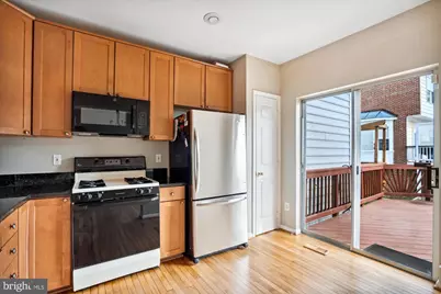 25404 Upper Clubhouse Drive, Chantilly, VA 20152 - Photo 5