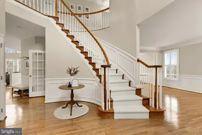 43592 Lucketts Bridge Circle, Ashburn, VA 20148 - Photo 5