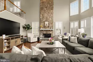 43592 Lucketts Bridge Cir, Ashburn, VA 20148 - Photo 15