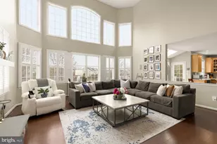 43592 Lucketts Bridge Cir, Ashburn, VA 20148 - Photo 17