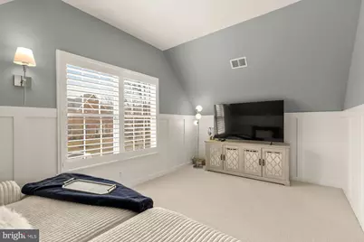 43592 Lucketts Bridge Circle, Ashburn, VA 20148 - Photo 53