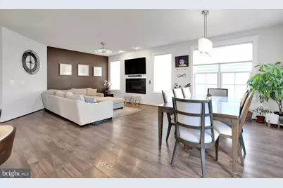 17904 Ridgewood Place, Round Hill, VA 20141 - Photo 13