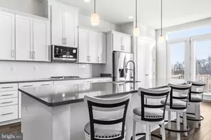 44740 Roosevelt Sq, Ashburn, VA 20147 - Photo 13