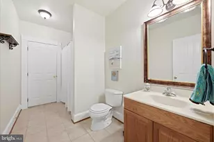 520 Clagett St SW, Leesburg, VA 20175 - Photo 55