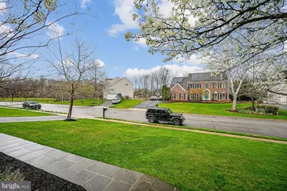 22527 Forest Run Drive, Ashburn, VA 20148 - Photo 17