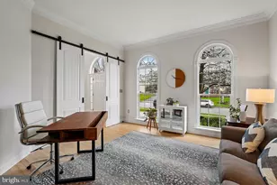 22527 Forest Run Dr, Ashburn, VA 20148 - Photo 9