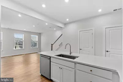 1035 Inferno Terrace SE, Leesburg, VA 20175 - Photo 11