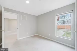 21765 Tottenham Hale Ct, Sterling, VA 20166 - Photo 47