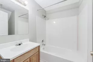 21765 Tottenham Hale Ct, Sterling, VA 20166 - Photo 45