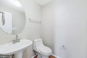 21765 Tottenham Hale Ct, Sterling, VA 20166 - Photo 13