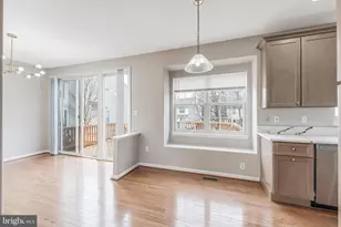 21765 Tottenham Hale Ct, Sterling, VA 20166 - Photo 15