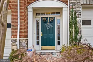 21947 Windy Oaks Square, Broadlands, VA 20148 - Photo 3