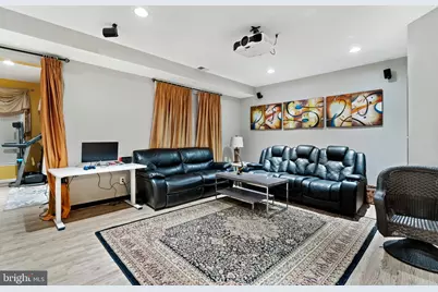 21947 Windy Oaks Square, Broadlands, VA 20148 - Photo 9