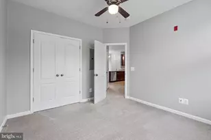 24546 Byrne Meadow Square, Aldie, VA 20105 - Photo 33
