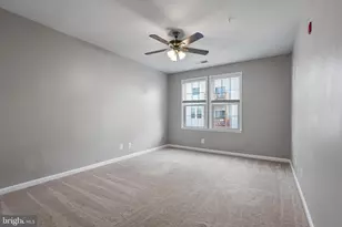 24546 Byrne Meadow Square, Aldie, VA 20105 - Photo 25