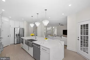 20500 Tappahannock Pl, Sterling, VA 20165 - Photo 17