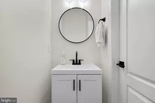 20500 Tappahannock Pl, Sterling, VA 20165 - Photo 27