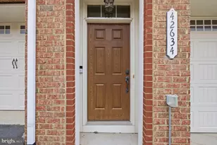 42634 Offenham Terrace, Chantilly, VA 20152 - Photo 3