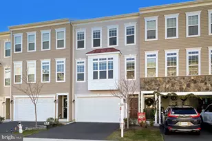 210 Apsley Terrace, Purcellville, VA 20132 - Photo 5