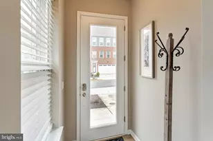 19316 Brookwater Terrace, Leesburg, VA 20175 - Photo 5