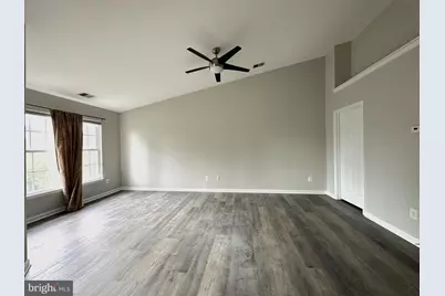 22609 Welborne Manor Square, Ashburn, VA 20148 - Photo 11