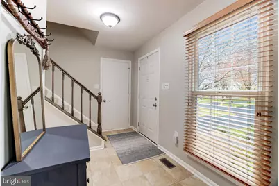 22 Newland Court, Sterling, VA 20165 - Photo 5