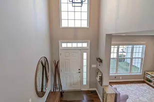 405 Hanrahan Ct SE, Leesburg, VA 20175 - Photo 3