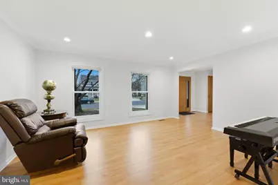 122 Briarwood Court, Sterling, VA 20164 - Photo 15