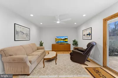 122 Briarwood Court, Sterling, VA 20164 - Photo 9