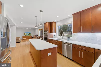 122 Briarwood Court, Sterling, VA 20164 - Photo 7