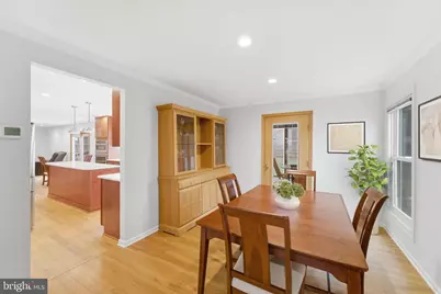 122 Briarwood Court, Sterling, VA 20164 - Photo 11